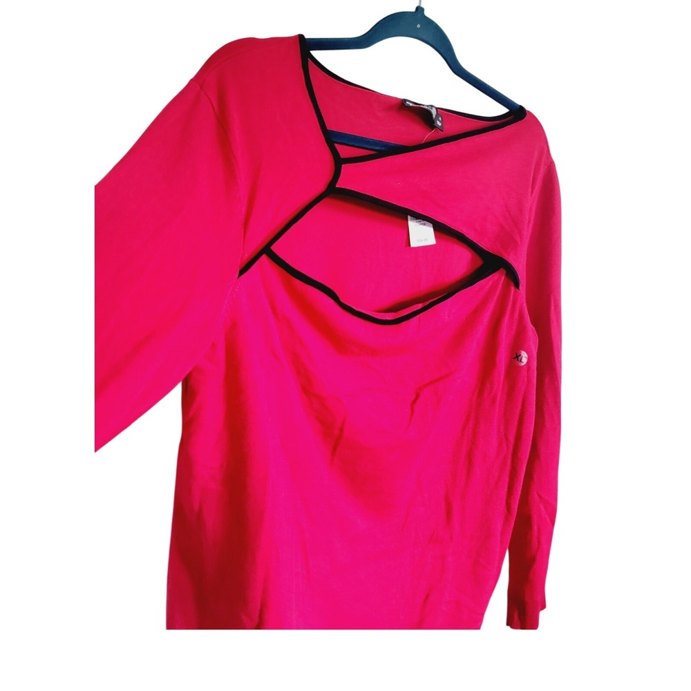 New York & Companyā XL Women's Sweater Red Blk Piping Front NY&CO NWT RV $55